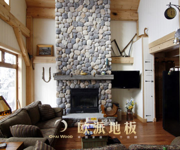 裝修結(jié)束，先給地板來一次保養(yǎng)